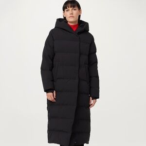 Frank And Oak The Highland Long Puffer Coat in Black Size MM